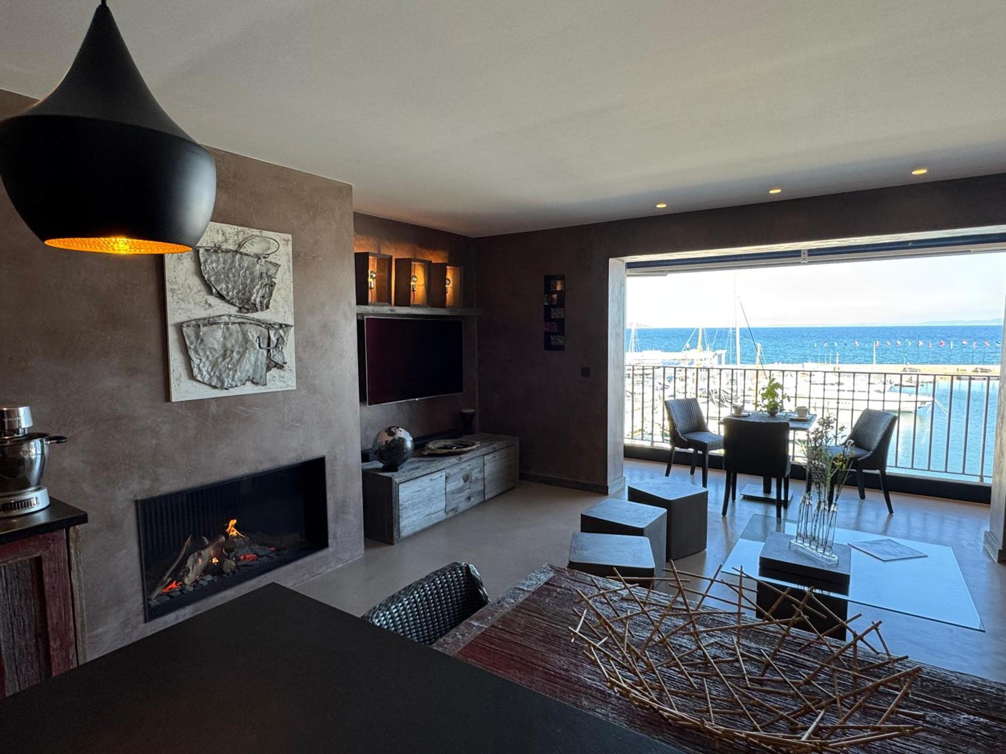 Cajun Apartment Hyeres Bagian luar foto